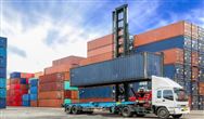 国内最大尺寸集装箱投入使用：相当于17.5米拖挂货车