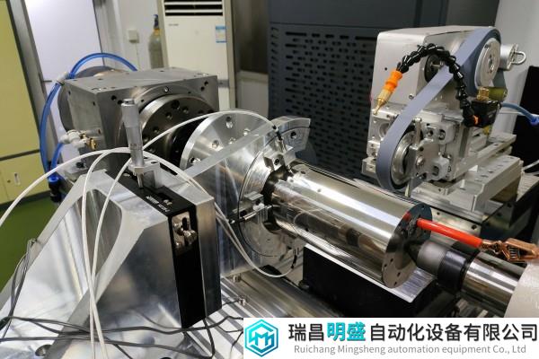 进步零点几微米！他们研制出超精密加工全新利器