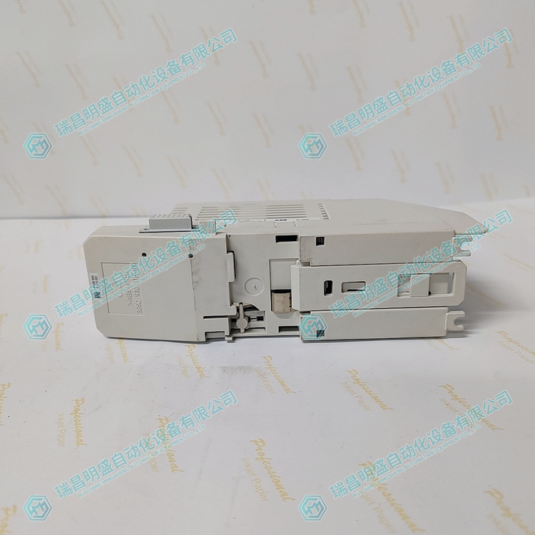ABB TU890 3BSC690075R1 工业级触摸屏  