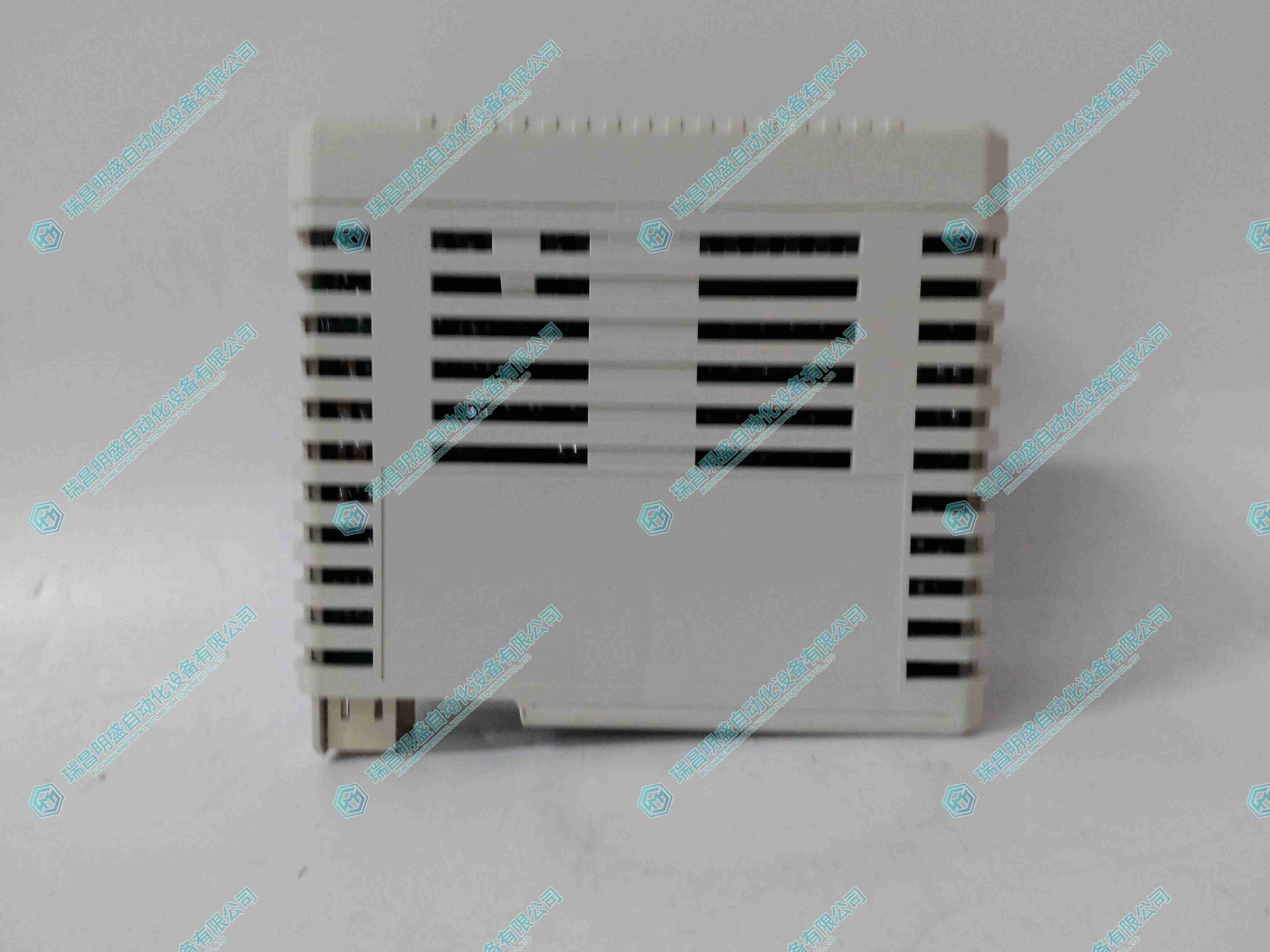 ABB DO810 3BSE008510R1 继电器输出模块