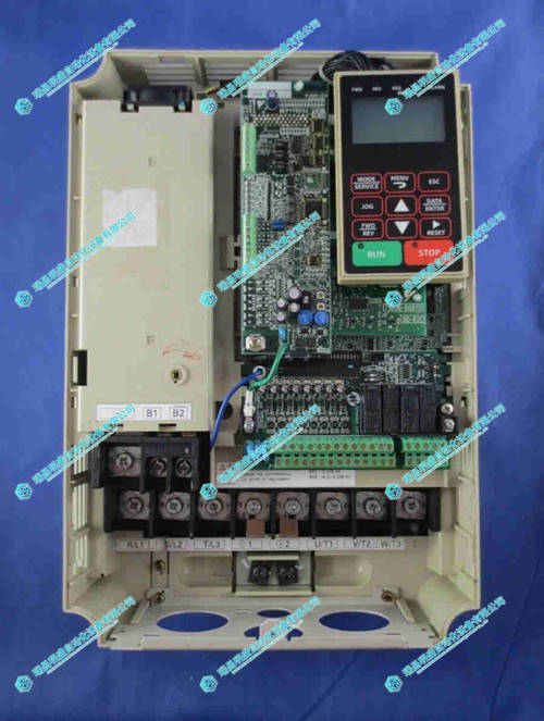 MAGNETEK CIMR-F7U4018  变频驱动器